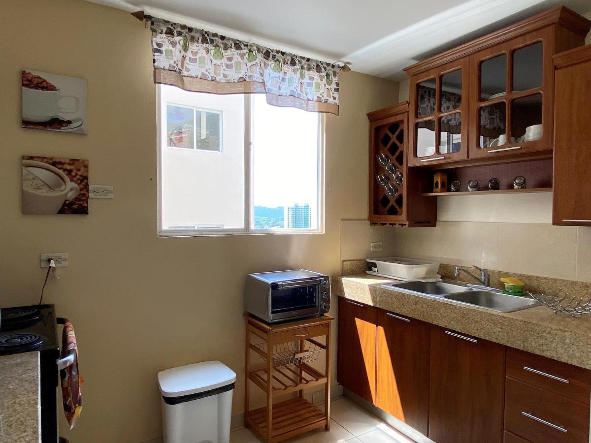Beautiful Apartment, Terrace With Incredible View, 3 Bdr, Escalon, Exclusive, Secure サンサルバドル エクステリア 写真